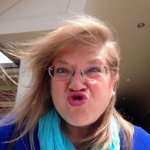 Meet your Posher, Cindy